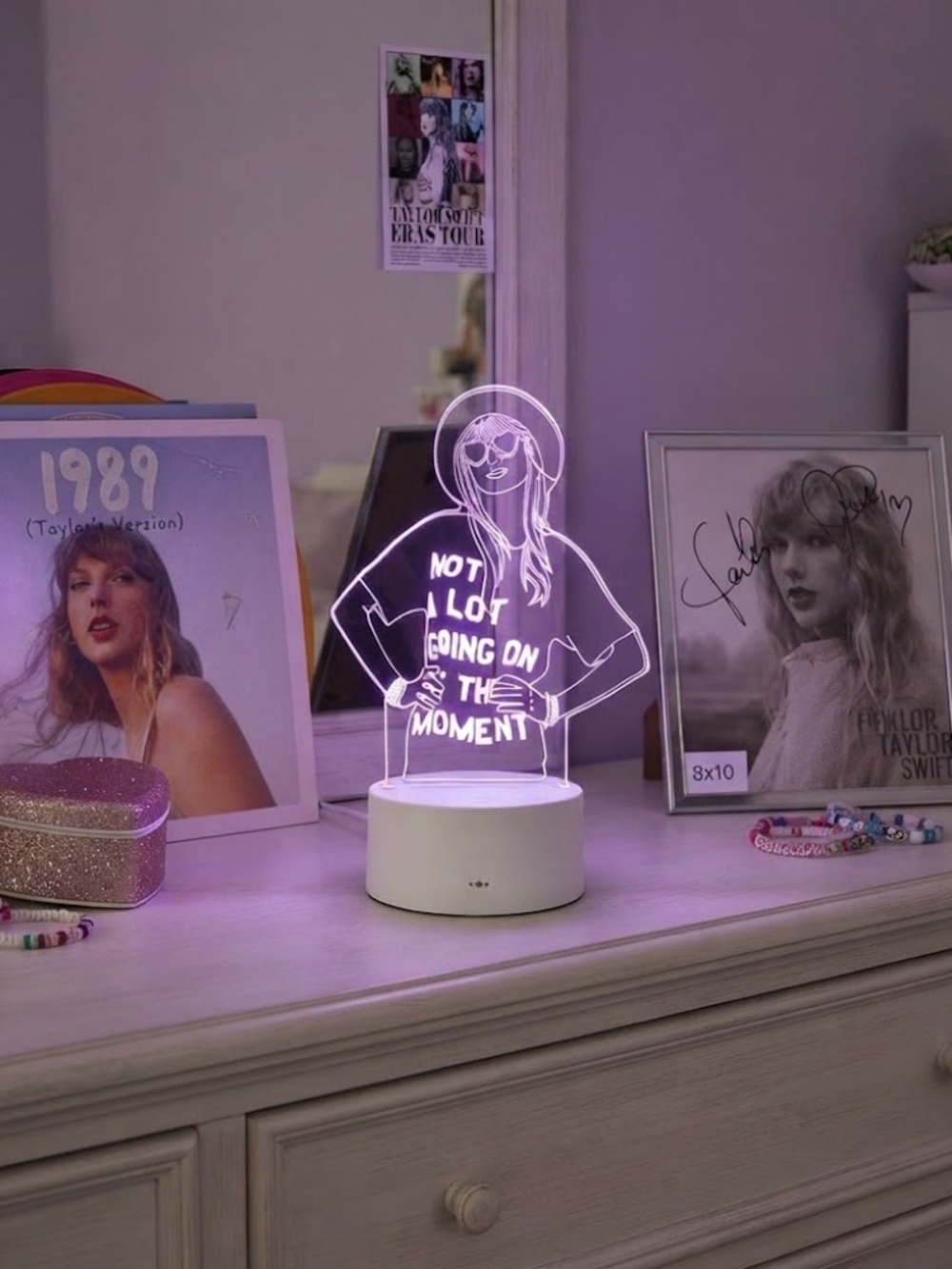 TAYLOR SWIFT 3D Illusion Lamp. Remote Control And Colour Change